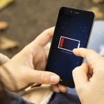 Mặc dù công nghệ pin cải thiện nhưng tuổi thọ pin trên smartphone vẫn chưa tăng lên - Ảnh: Shutterstock